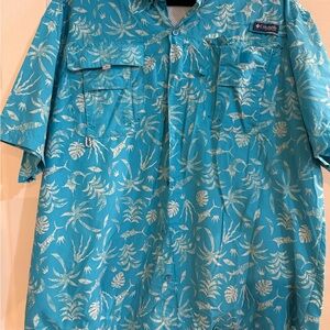 Columbia Teal Mesh Tropical Shirt